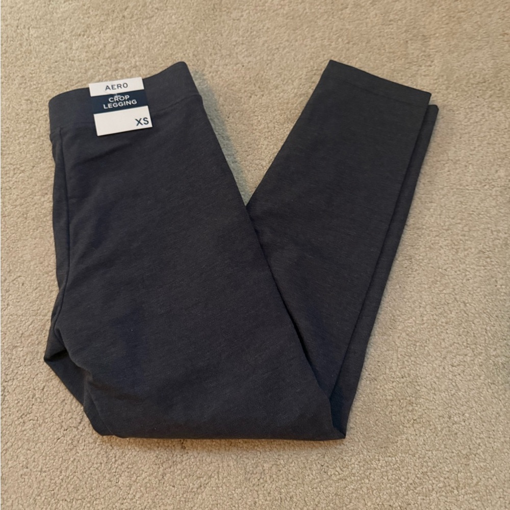 NWT Aeropostale crop leggings